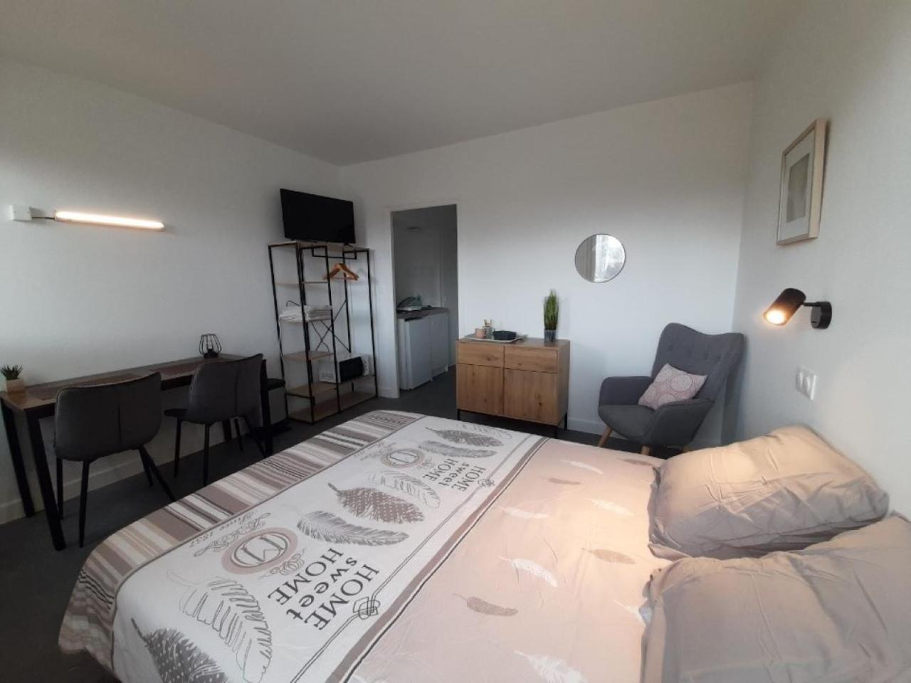 Residence Du Leon Landivisiau Ngoại thất bức ảnh