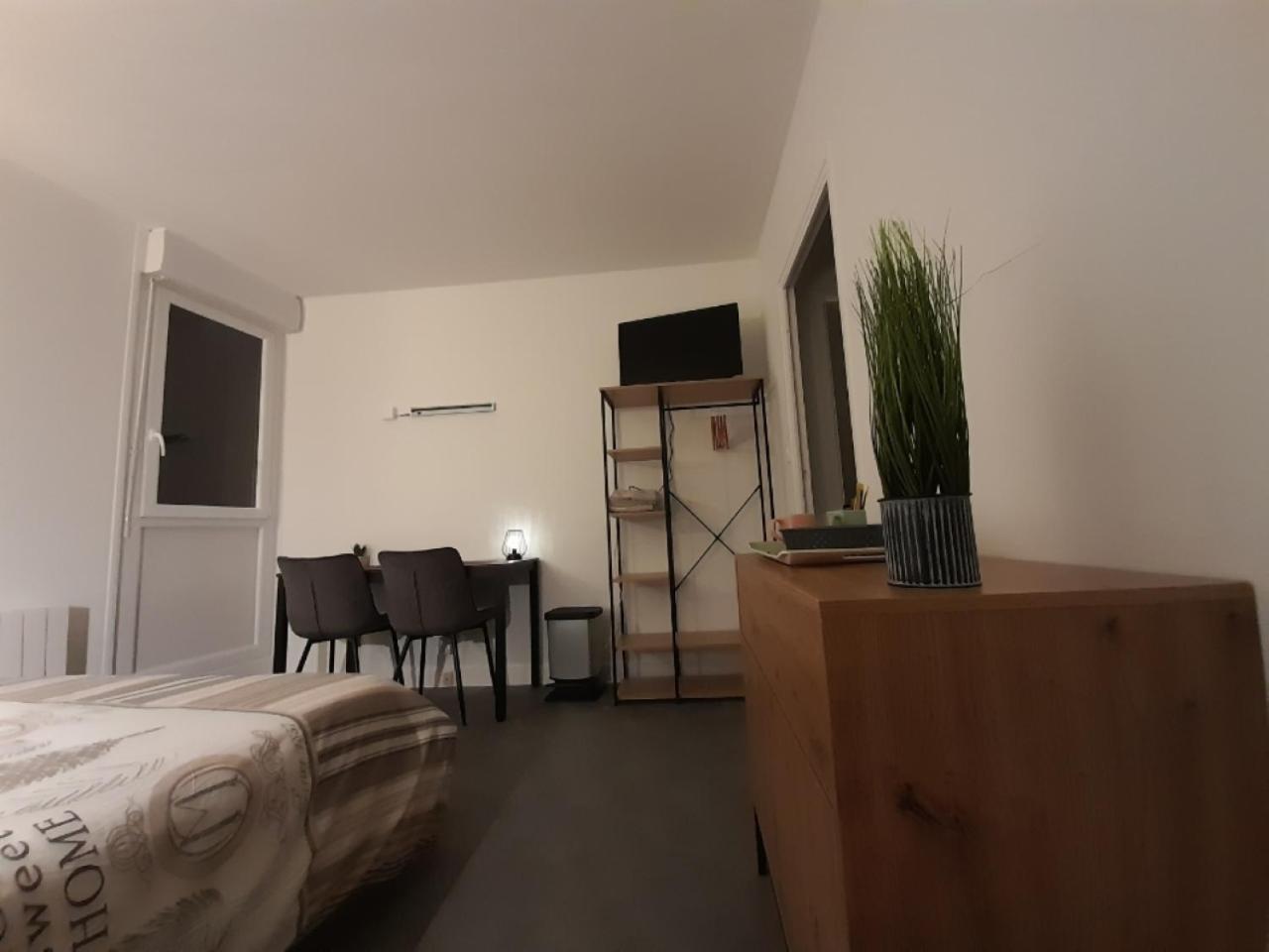 Residence Du Leon Landivisiau Ngoại thất bức ảnh